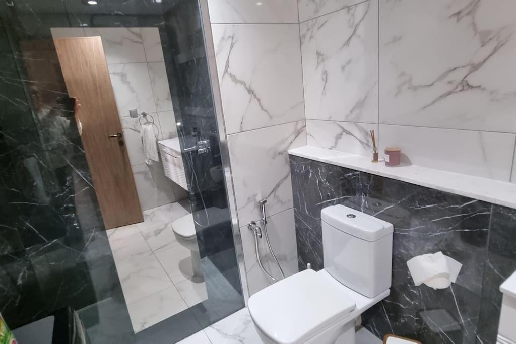Fantastique, Luxerieux, Agreabel Appartement Монастир Экстерьер фото